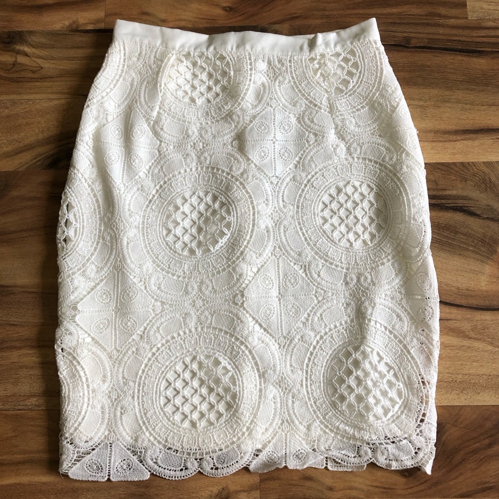 Gianni Binni Wite Crochet Pencil Skirt NWT